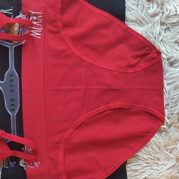 Rae Dunn Christmas Theme 3 Piece Comfort Set, Seamless - Picture 5 of 7